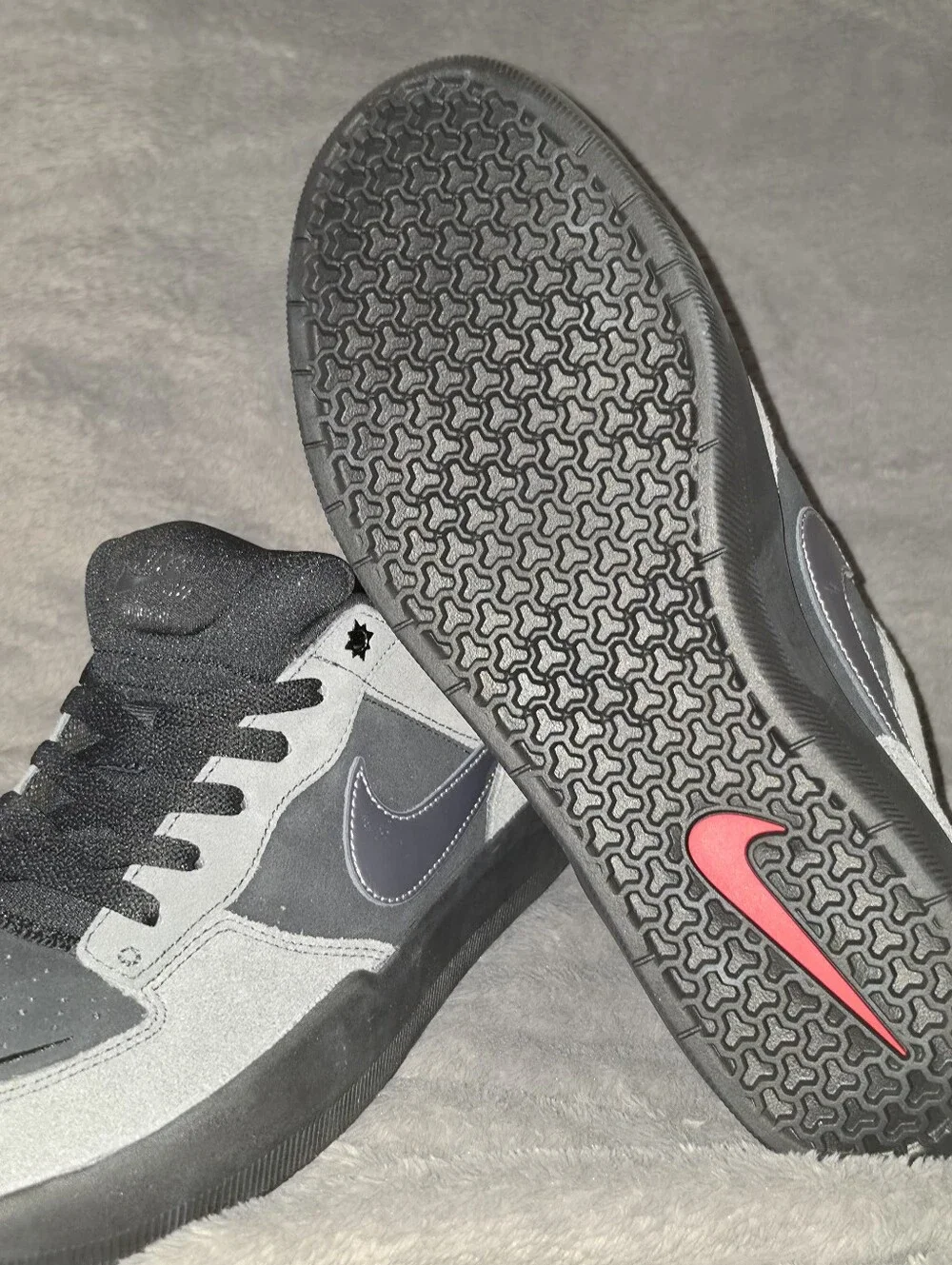 Nike ⭐⭐out stock⭐⭐